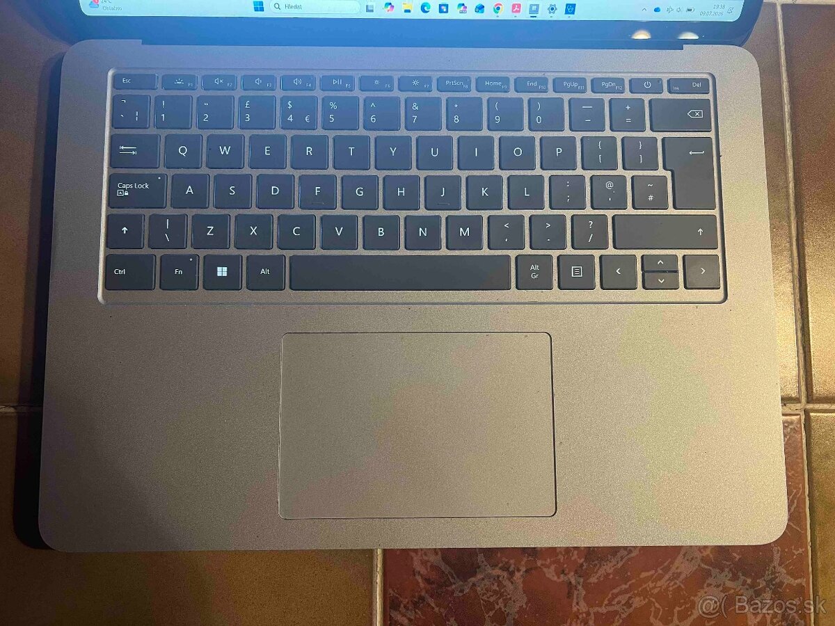 Microsoft Surface Laptop Studio | i5 | 16 GB RAM | Dotyk - 2