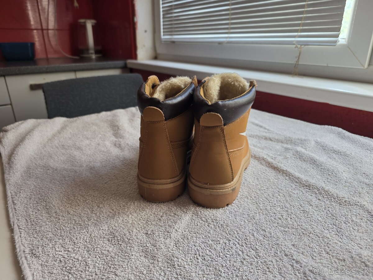 Predám topánky-Nike AIR - 2