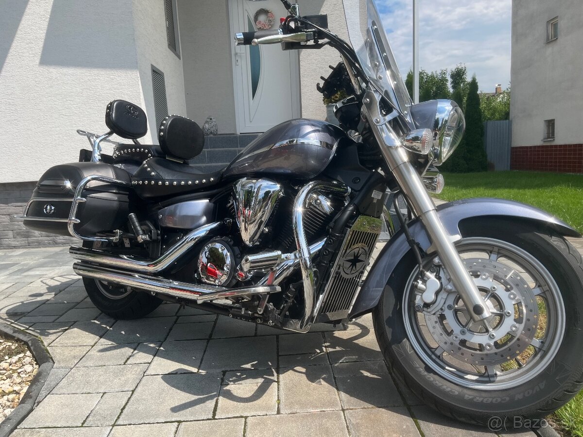 Yamaha XVS1300A - 2