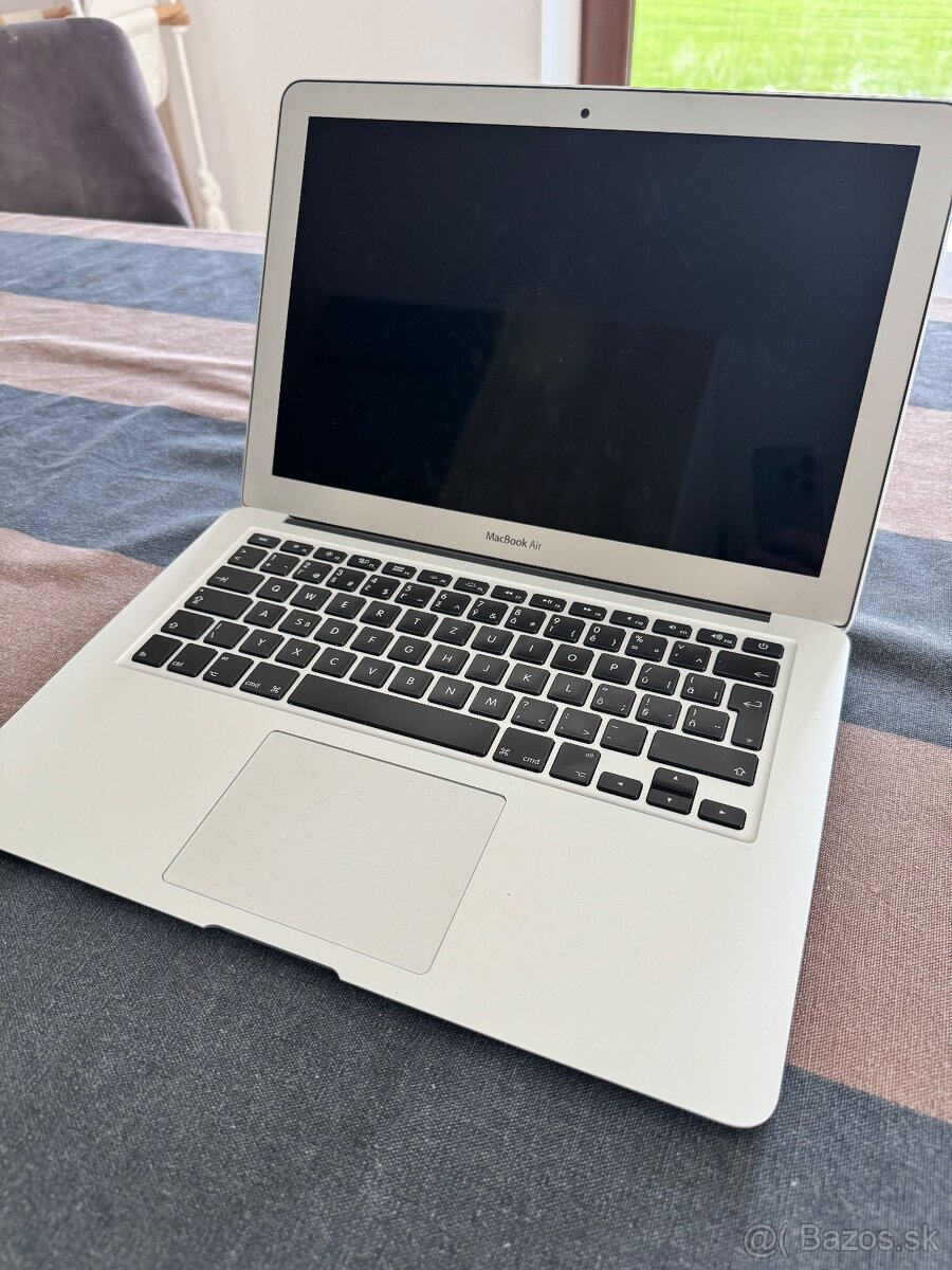 MacBook Pro (13-inch, 2017) — s Touch Bar - 2