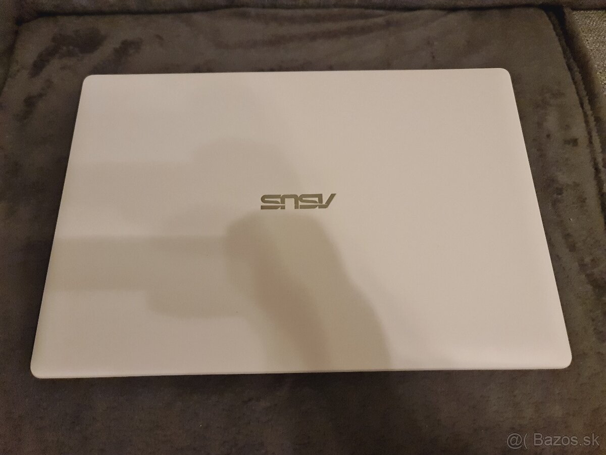 Asus X553M - 2