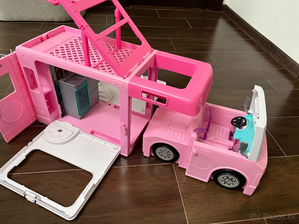 Dievčenský Barbie karavan - 2