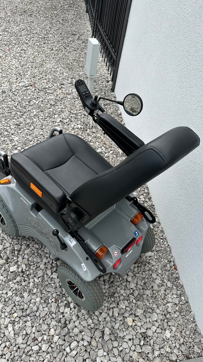 Predám elektrický invalidný vozík Optimus Meyra 2 nemeckej V - 2