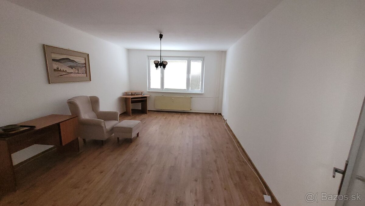 Na prenájom 3-izbový byt, Berlínska ul., Košice - sídlisko Ť - 2