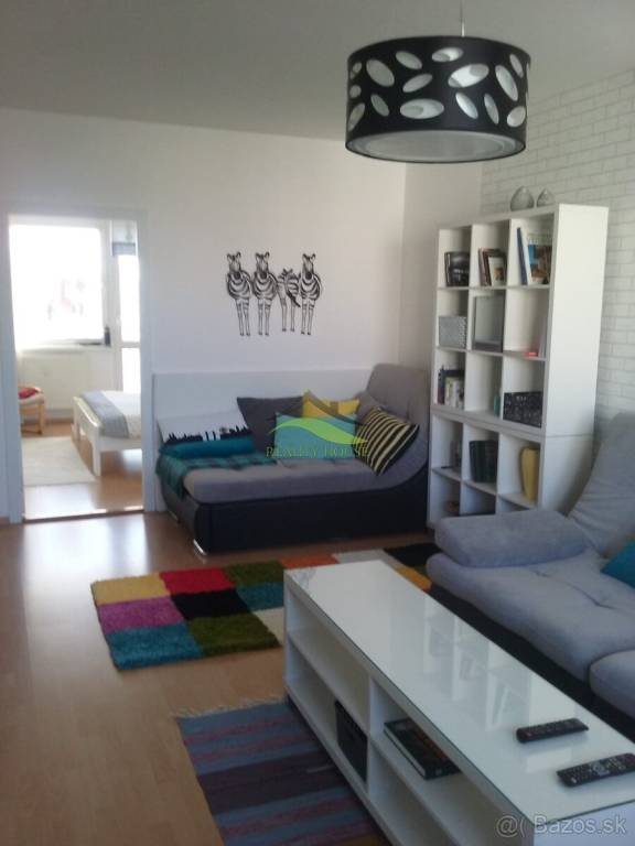 NOVINKA predaj 4 izbový byt na HOLLÉHO ulici v Michalov - 2