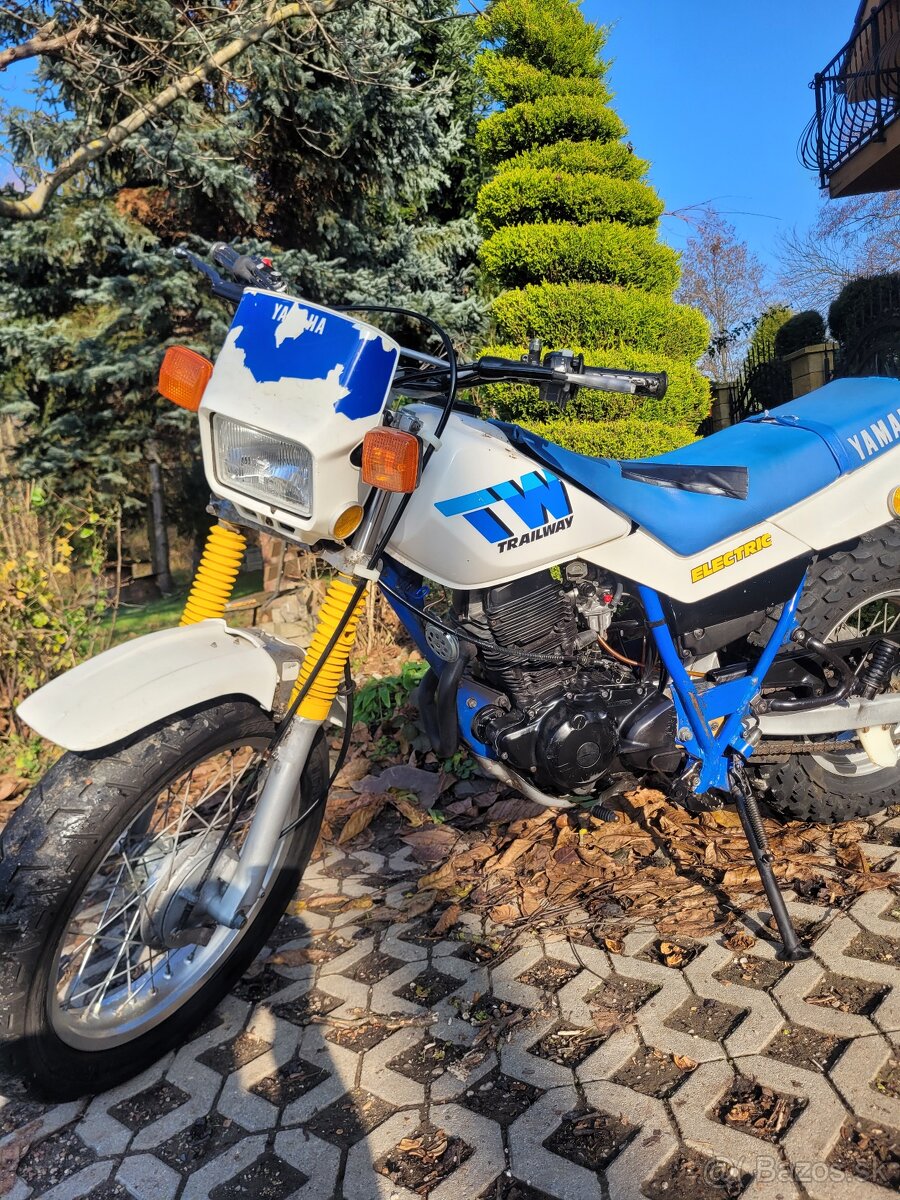 Yamaha TW 200 doklady - 2