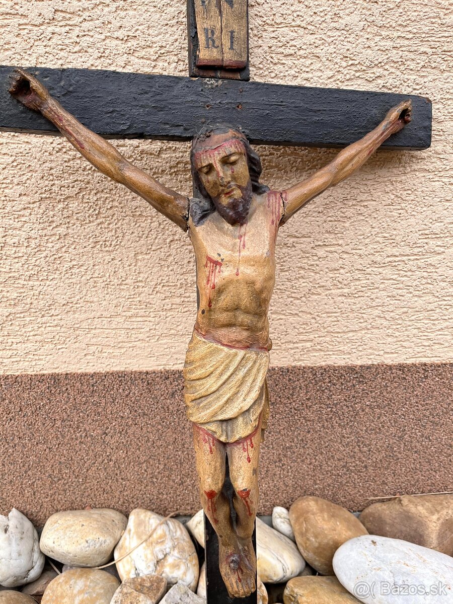 Starožitný celodrevený kríž s Ježišom - 2