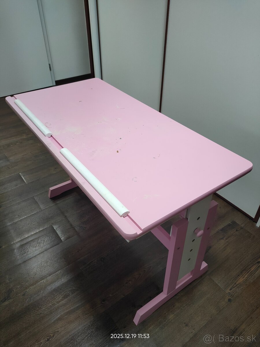 Rastúci detský stôl - 2