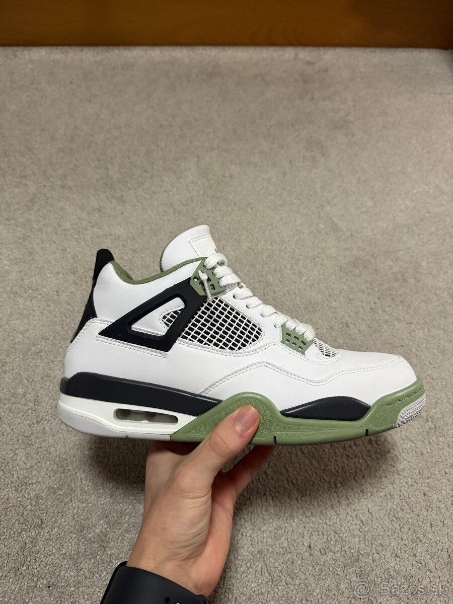 Nike Air Jordan 4 Retro Seafoam - 2