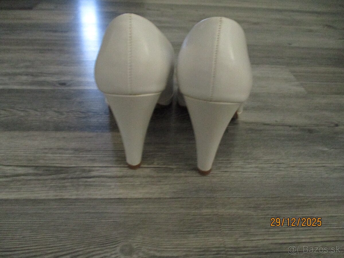 Biele lodičky veľ.38,5 - 2