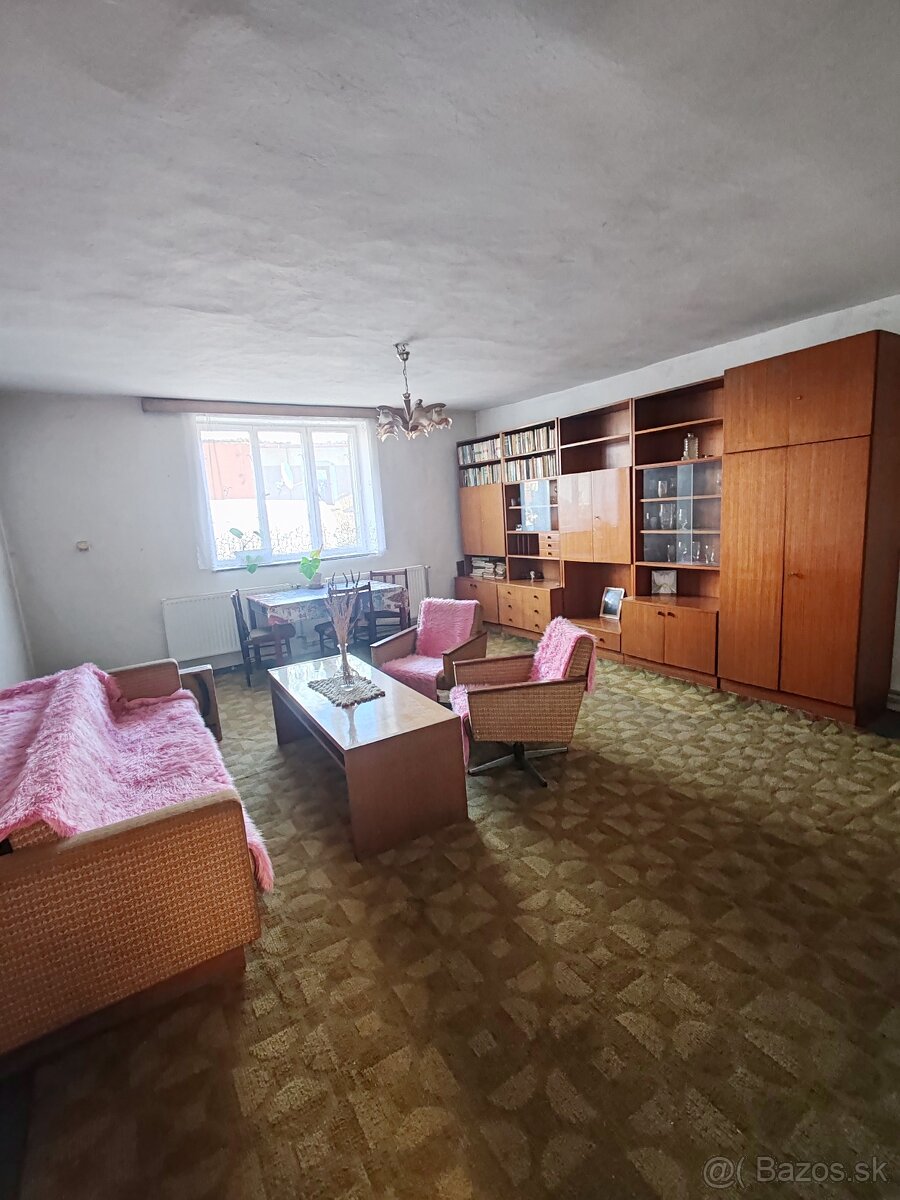 Rezervovaný.Na predaj rodinný dom v Dobšinej - 2