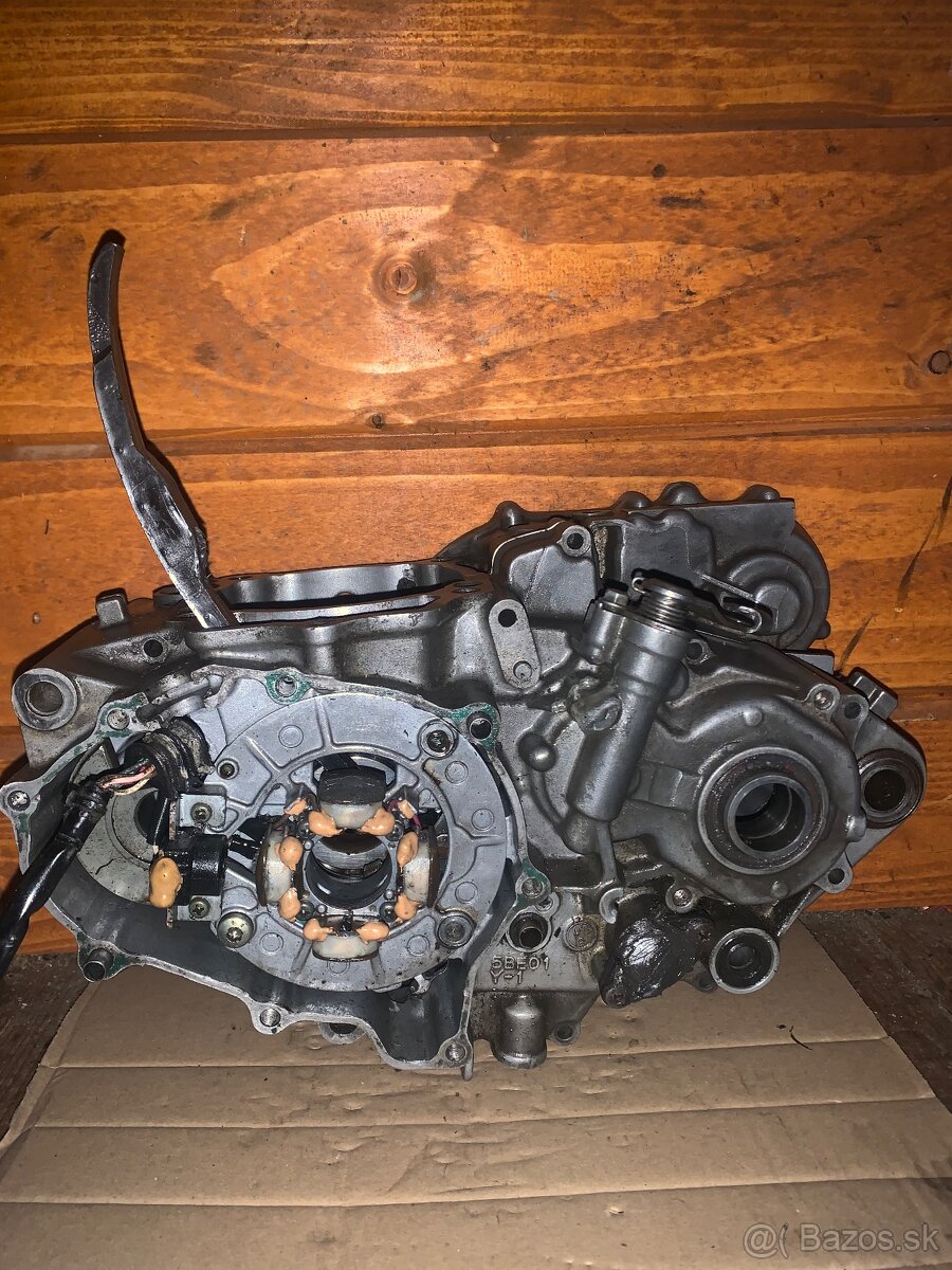 Rozpredám Yzf 426 - 2