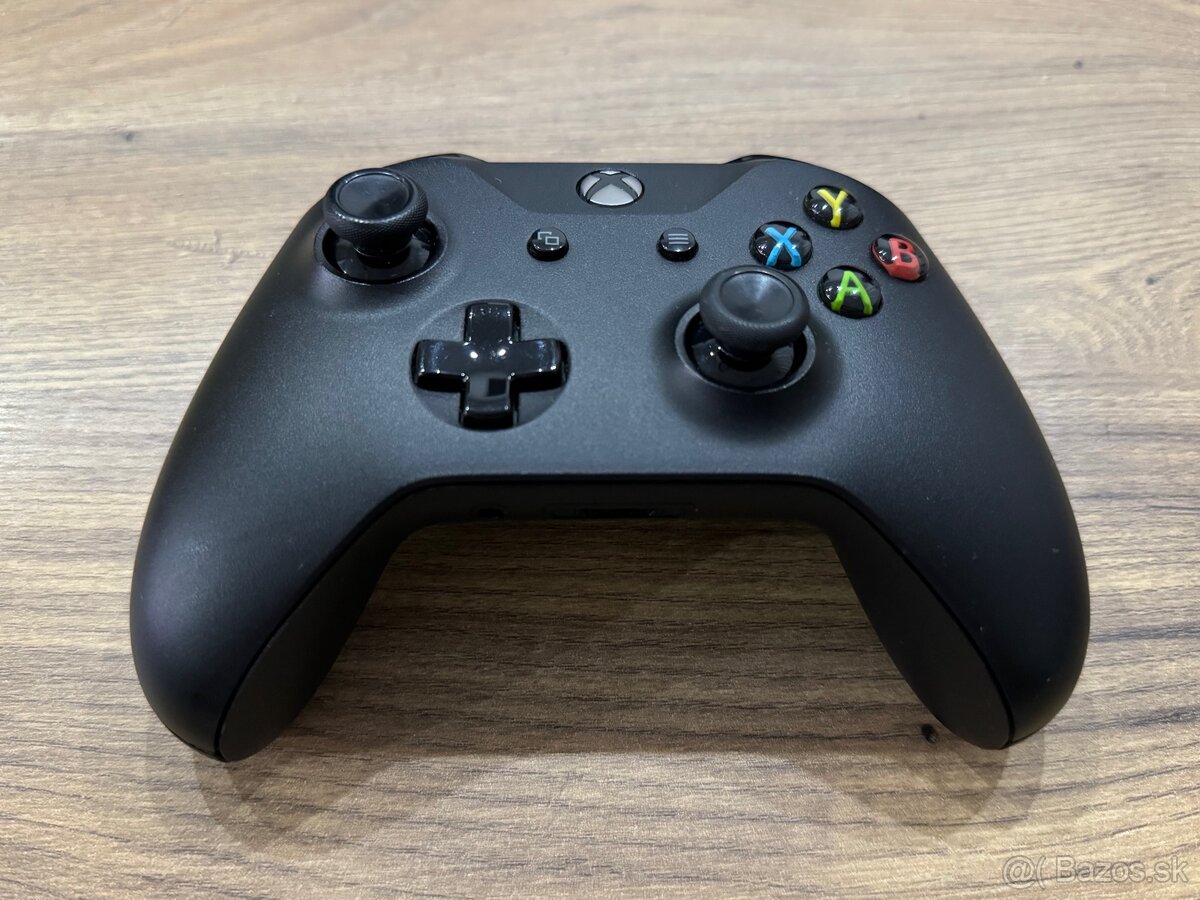 Originál bezdrôtový ovládač na Xbox One Black - 2