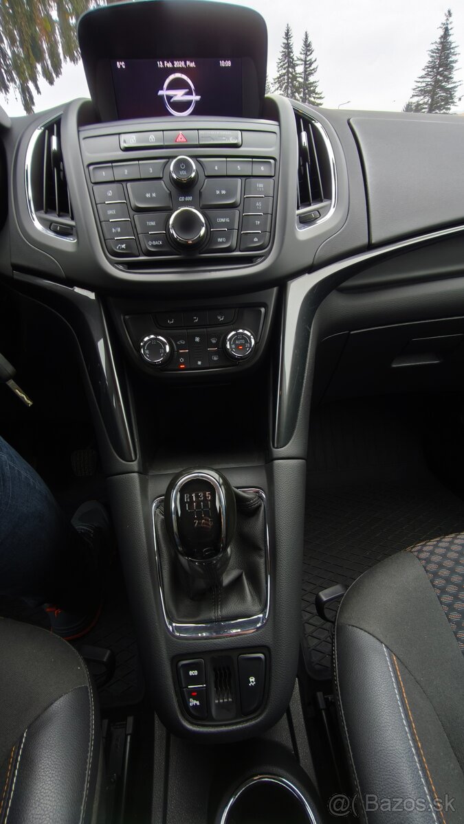 Zafira Sports Tourer - 2