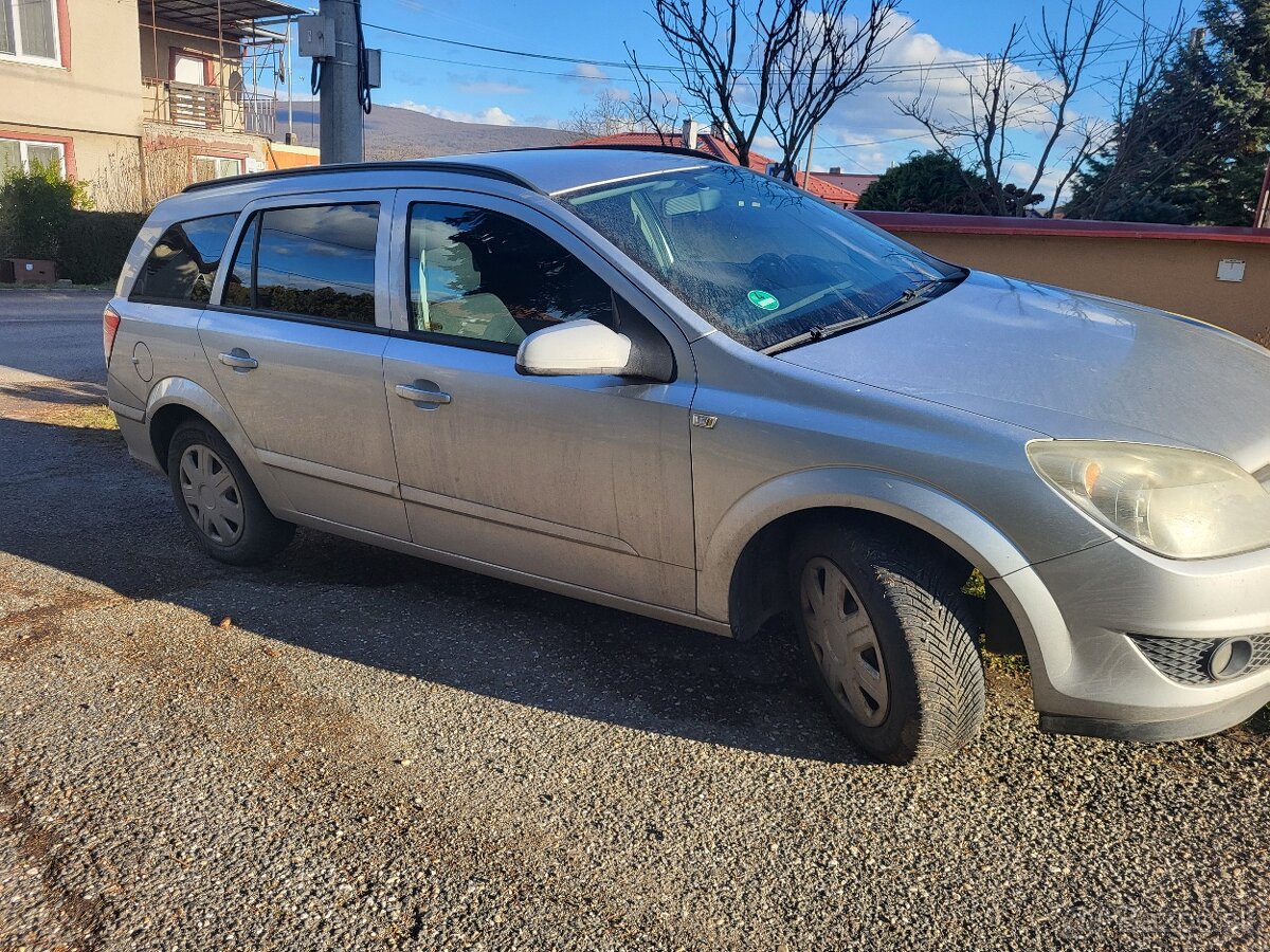 Predam Opel astra 1,7 - 2