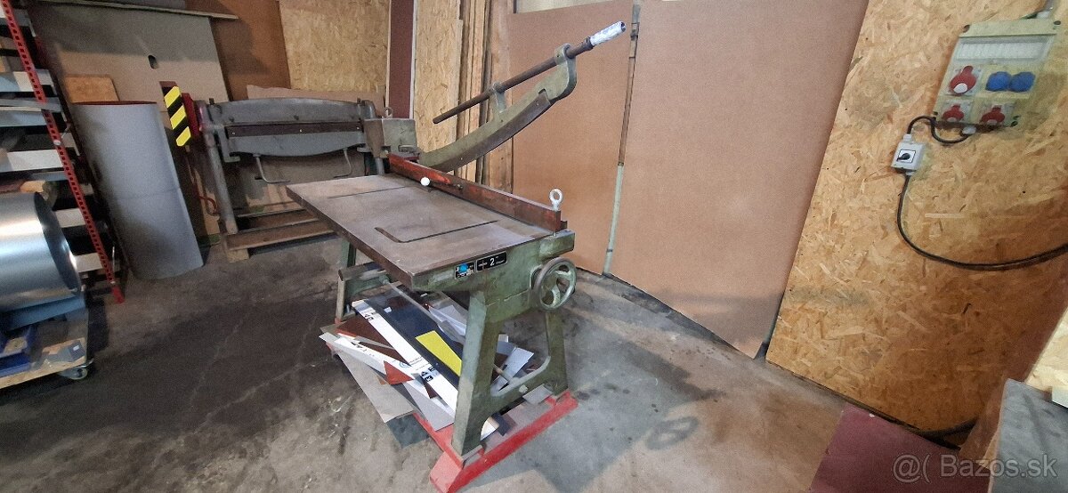 Tabuľové nožnice na plech - 2