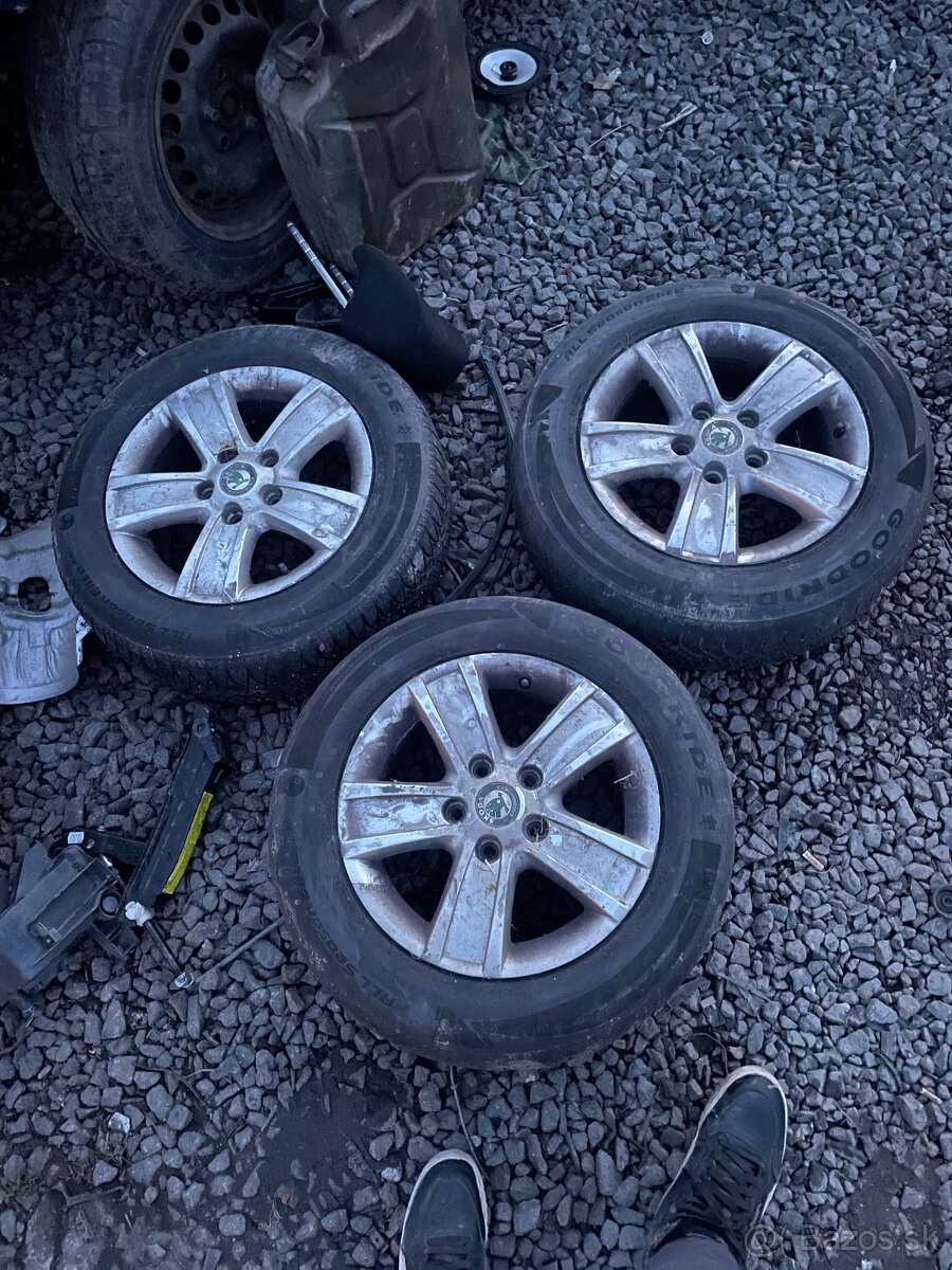 Predam alu disky škoda R15 - 2
