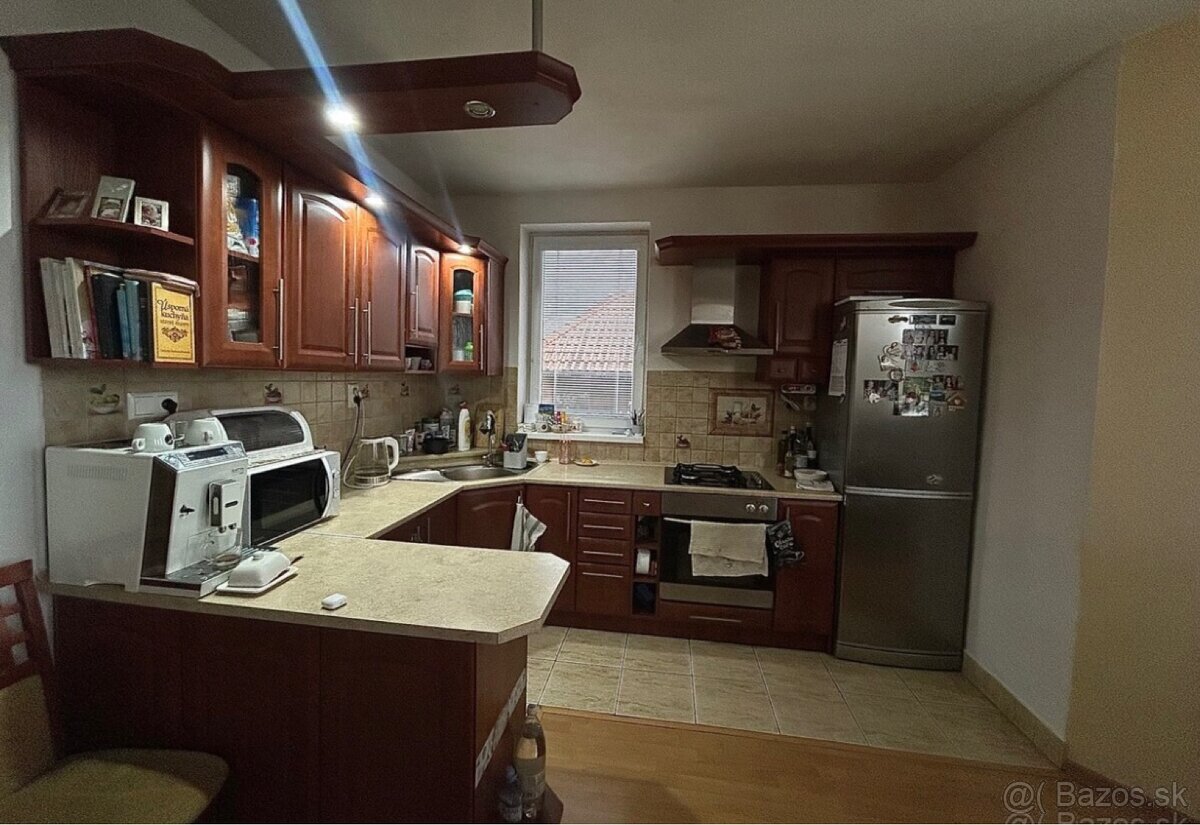 Kuchynská linka - 2