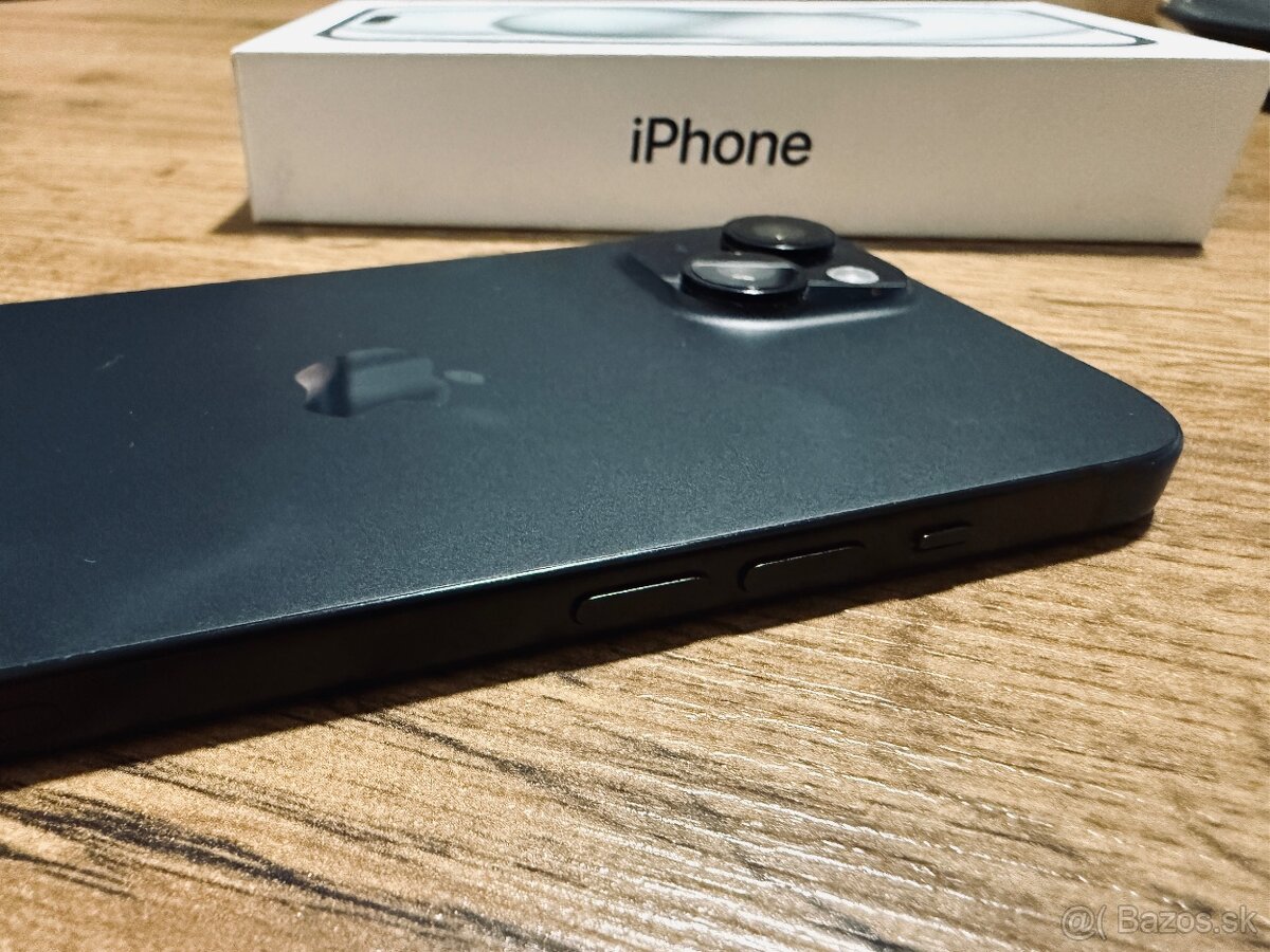 iPhone 15 - 2