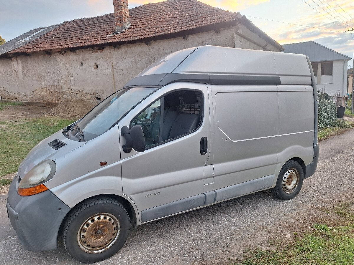 RENAULT TRAFIC 1,9DCI KLÍMA VYSOKÝ - 2