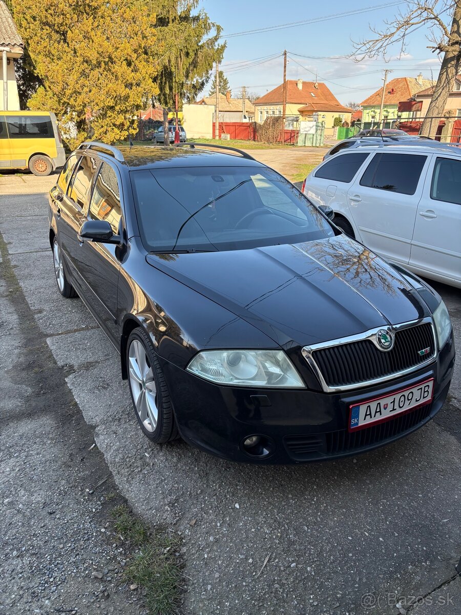 Rozpredám Octaviu 2 RS 2.0TDI combi - 2