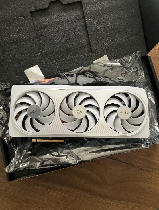 NVIDIA GeForce RTX 4070 Ti Gigabyte AERO 12GB - 2