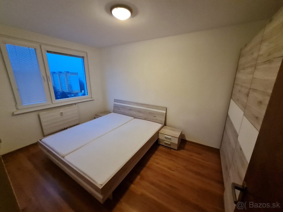 PRENÁJOM - 3-izb. byt - Martin - Ul. Mazúra - Ľadoveň - 2