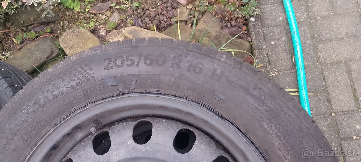 Zimne pneumatiky Continental R16 205/60 H - 2