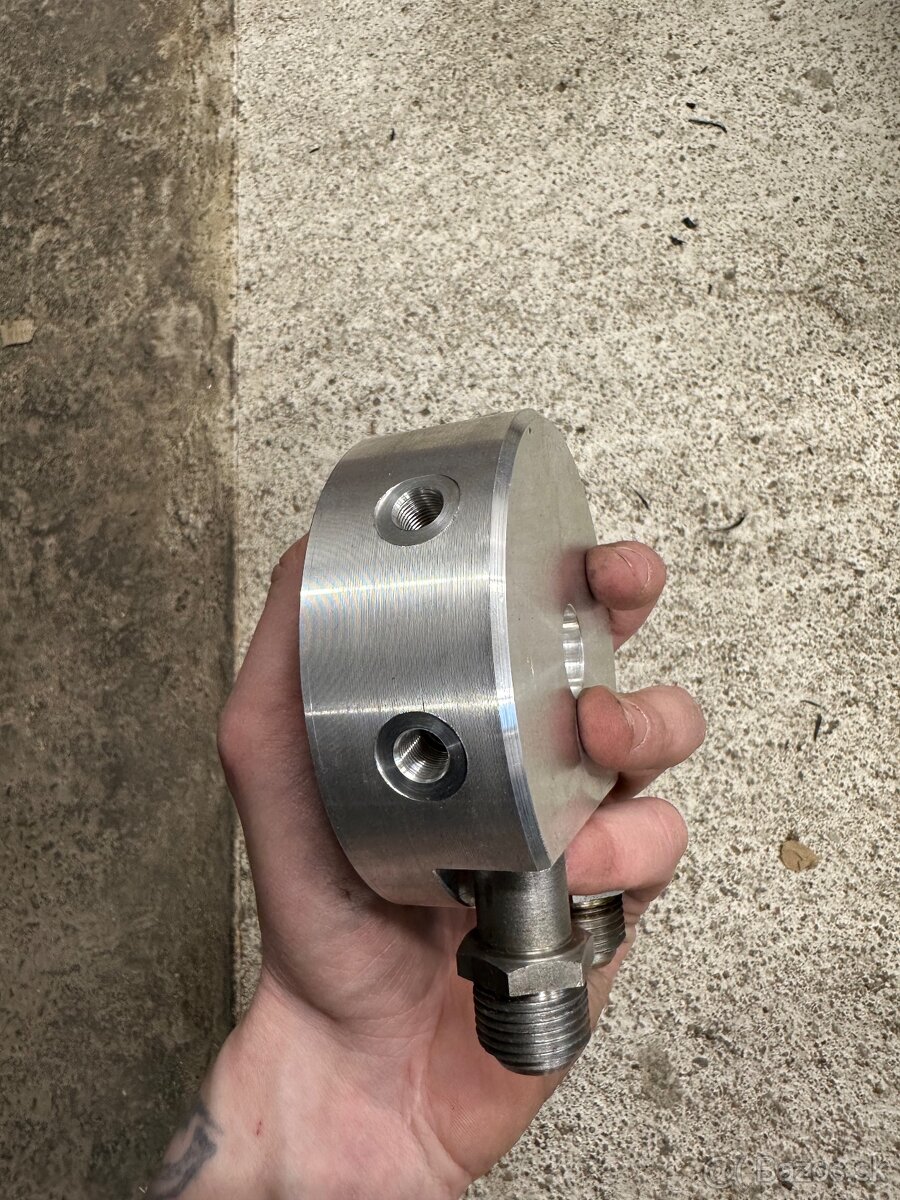 M50B25 / M52 olejový adaptér - 2