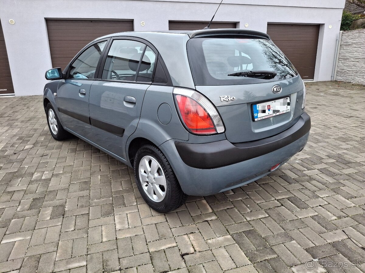 Predam Kia Rio 1.4 benzín 71kw rok 8/2009 - 2