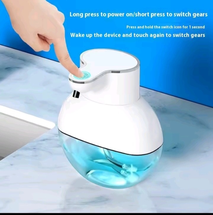 Bezdotykový dávkovač mydla - 2