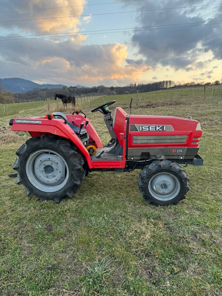 ISEKI TA207 red - 2