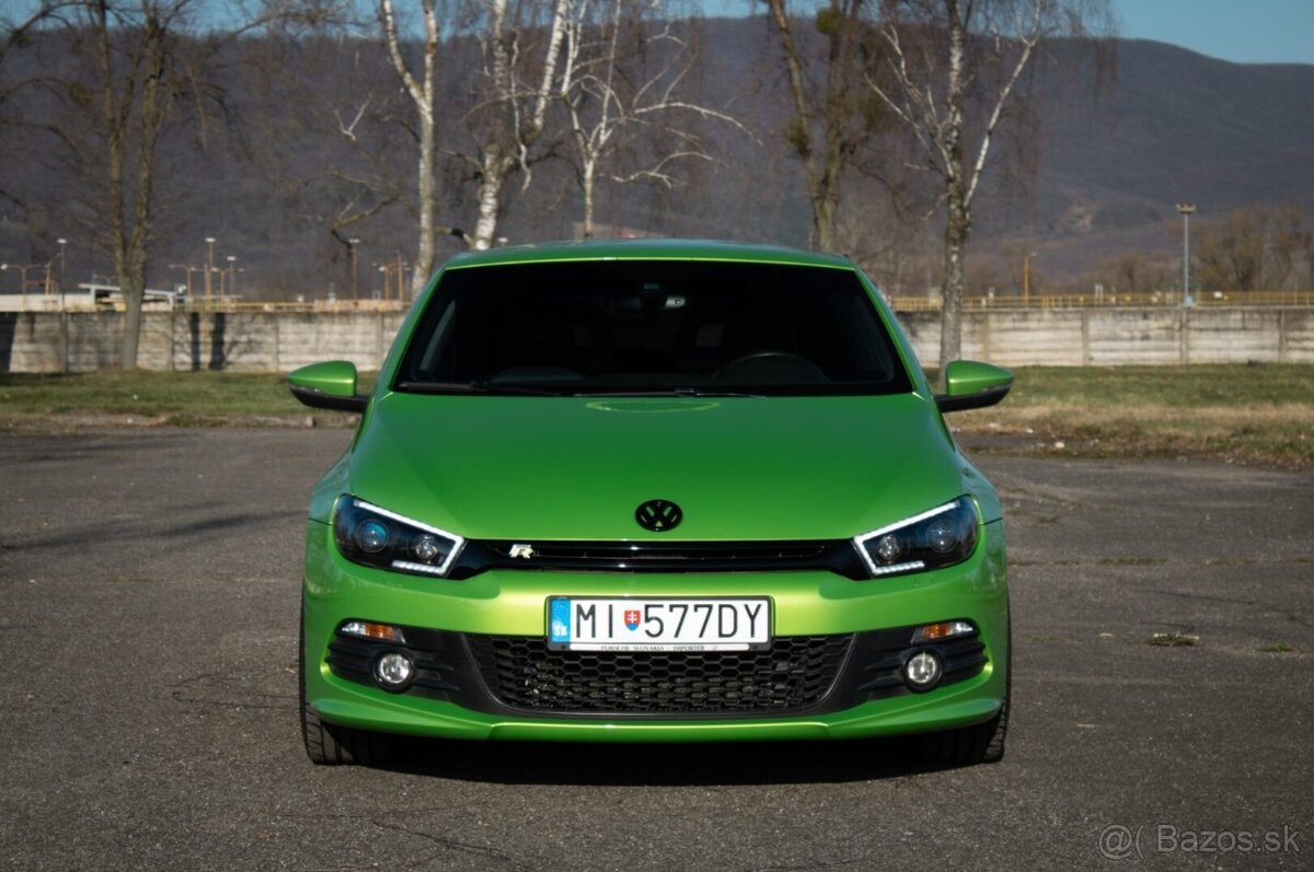 Volkswagen Scirocco 2.0 TSI 210k - 2