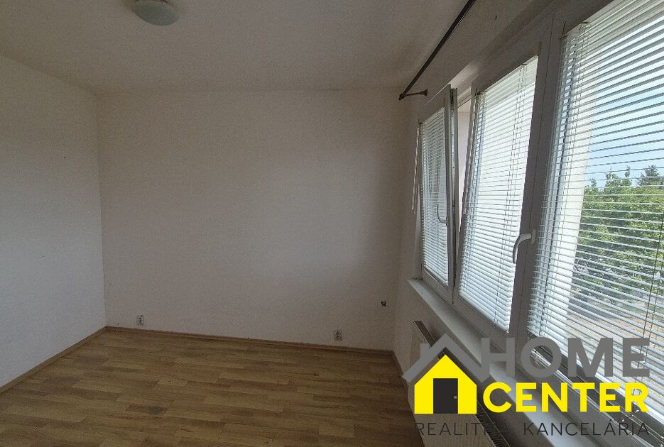 PREDAJ : 1 IZBOVÝ BYT, KOMÁRNO - 2