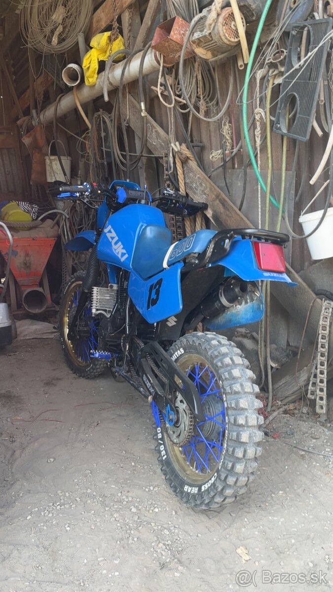 Suzuki dr600