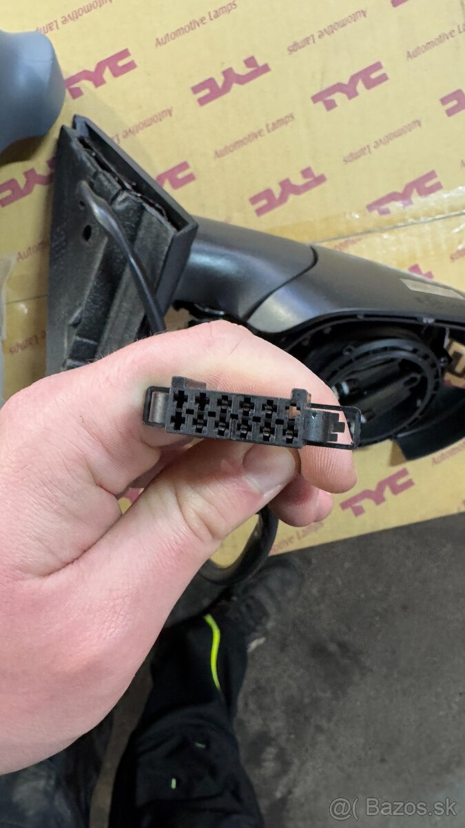 Pravé predné spätné zrkadlo Audi B8 , B8 Avant - 2