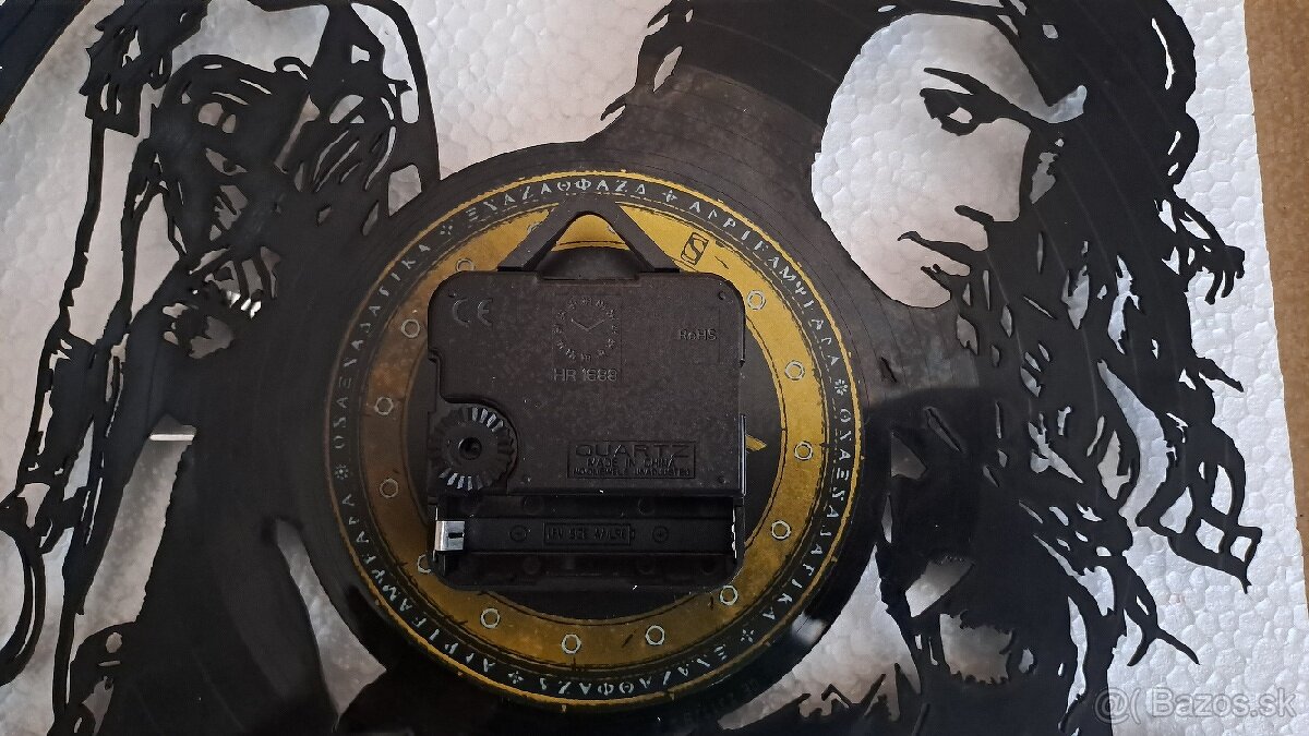 Nastenne hodiny z vinylu Wonder Woman - 2