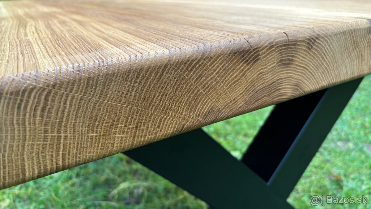 Jedálenský stôl z dubového dreva - 2