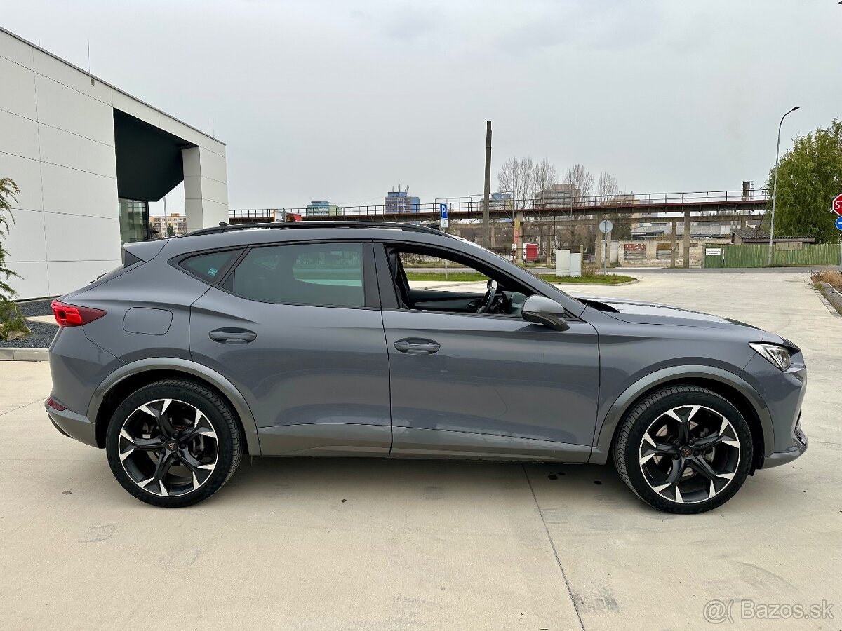 Cupra Formentor 1.4 TSI eHybrid 150kw Dsg Panoráma - 2