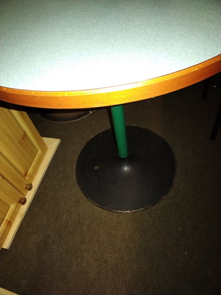 Stôl okrúhly 70 cm priemer - 2