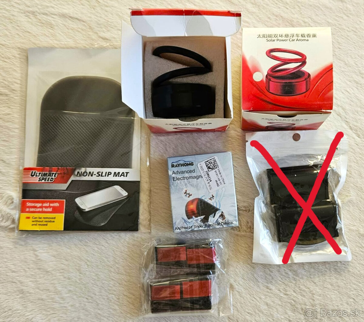 Doplnky do auta: Solárny difuzér, protišmyková podložka, pla - 2