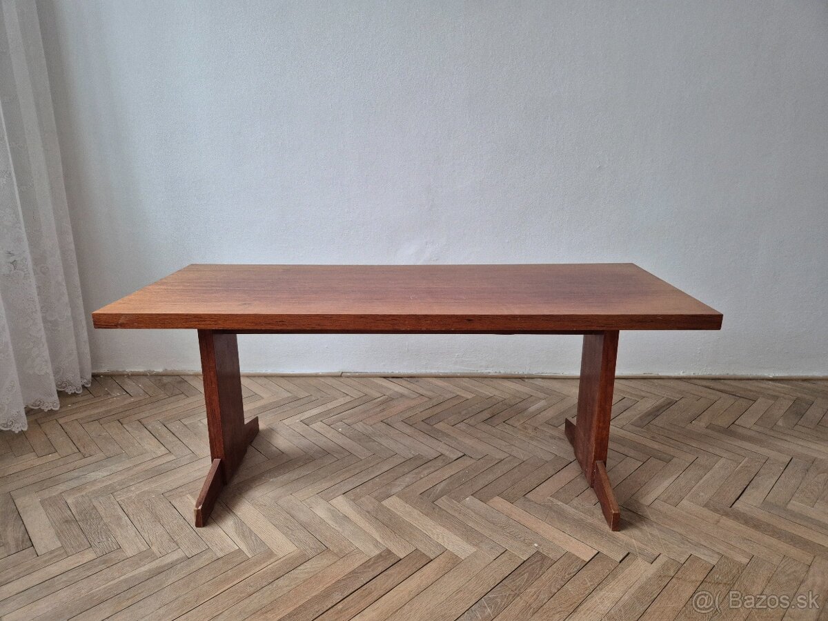 Konferenčný stolík - 2