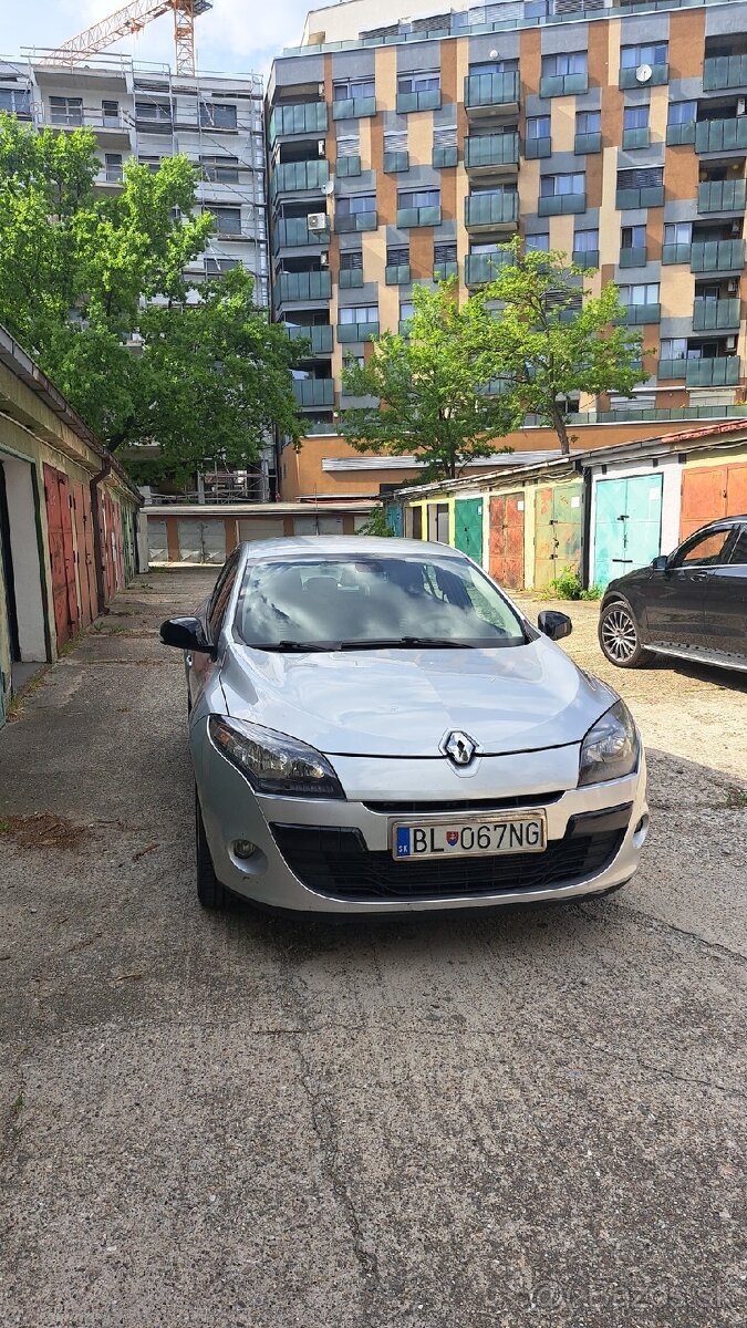 Renault Megan III - 2