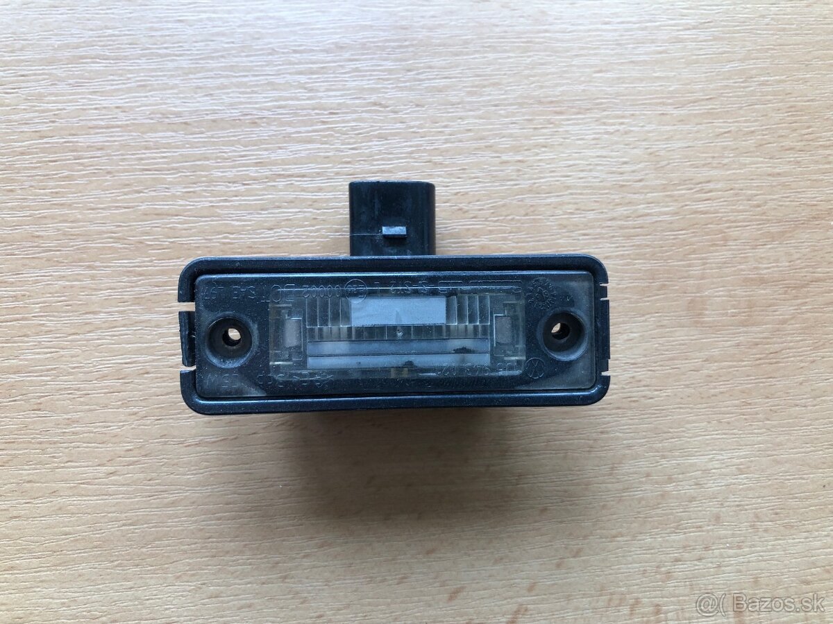 VW Golf IV osvětlení značky - 2