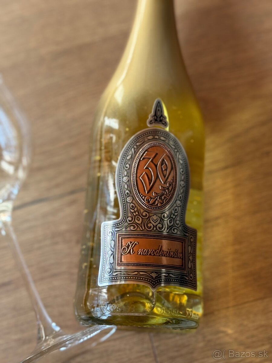 Pohár a víno k 30 - 2