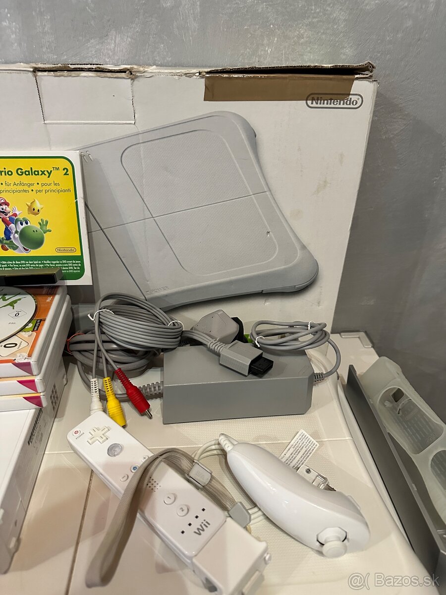 Predám Nintendo Wii - 2