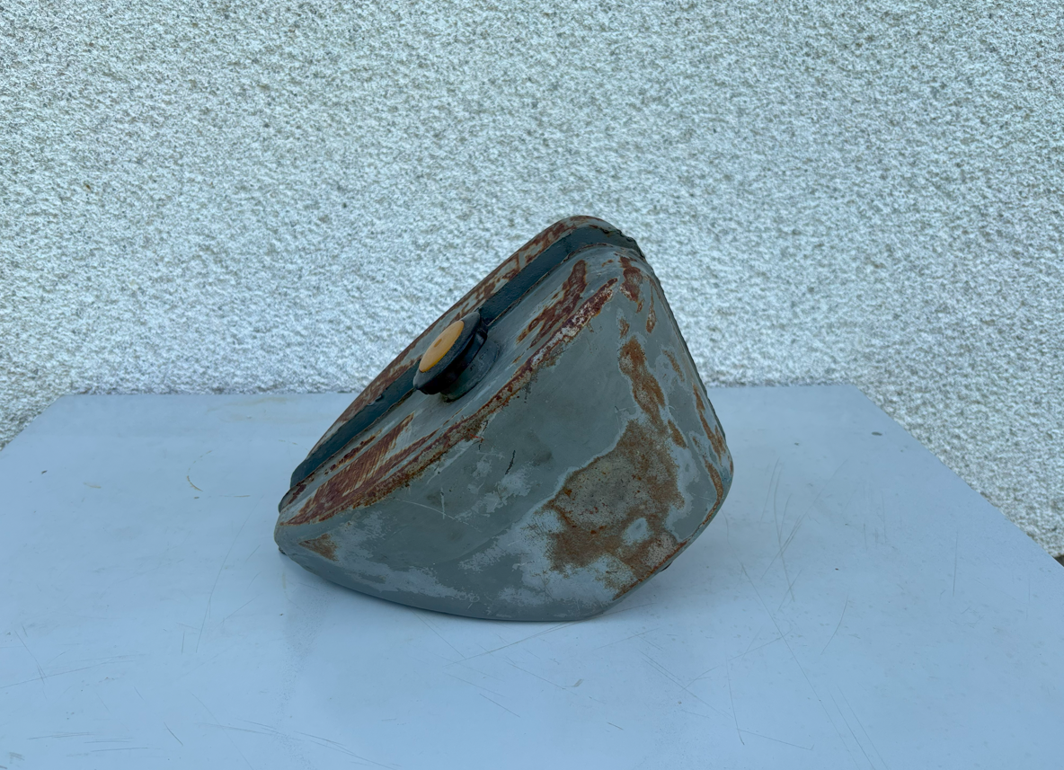 Predám palivovú nádrž na Jawa Pionier 50/05,20,21 - 2