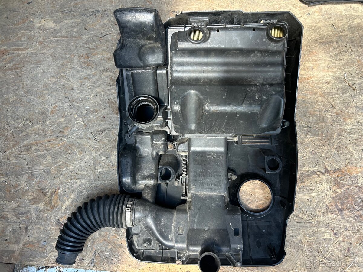 Kryt motora škoda Fabia 1.2 - 2