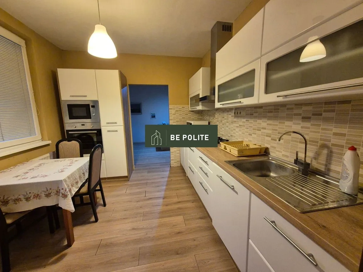 Predaj 3-izb.zrekonštruovaný byt,73 m2, loggia, RIII, Levice - 2