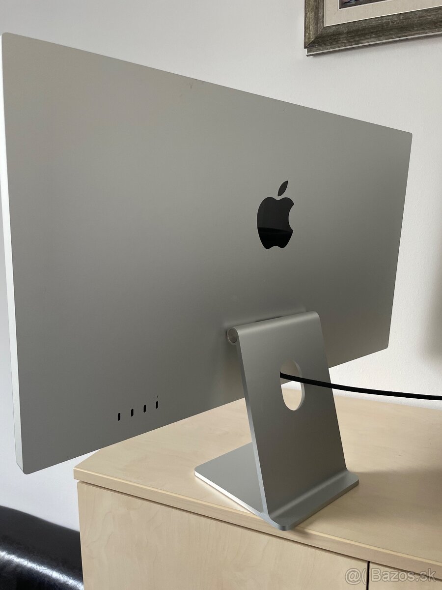 Apple Studio Display 27" s nano-texture sklom - 2